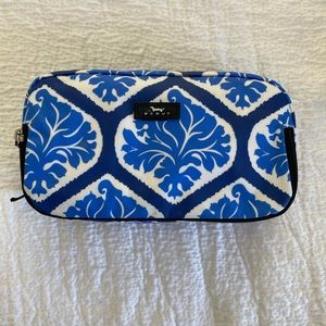Scout Three Zip Pocket Cosmetic Case